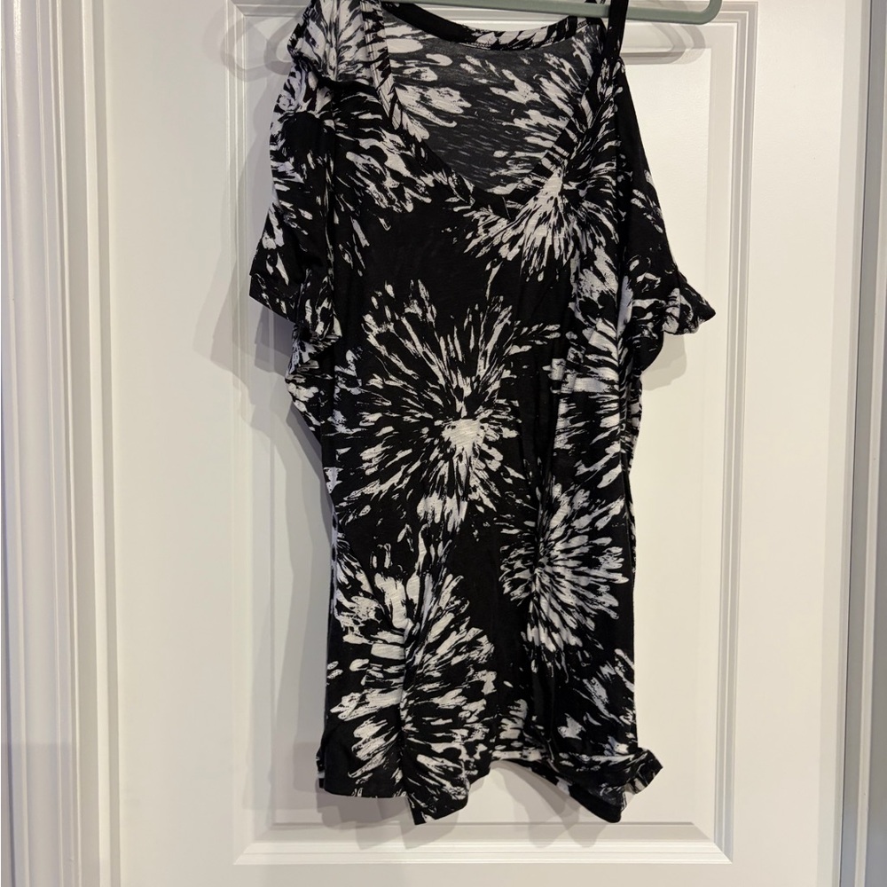 Black and White Tie-Dye Top
